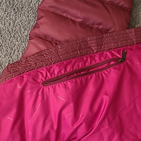 Marmot Jena 700 fill down jacket, size small - Picture 5 of 14